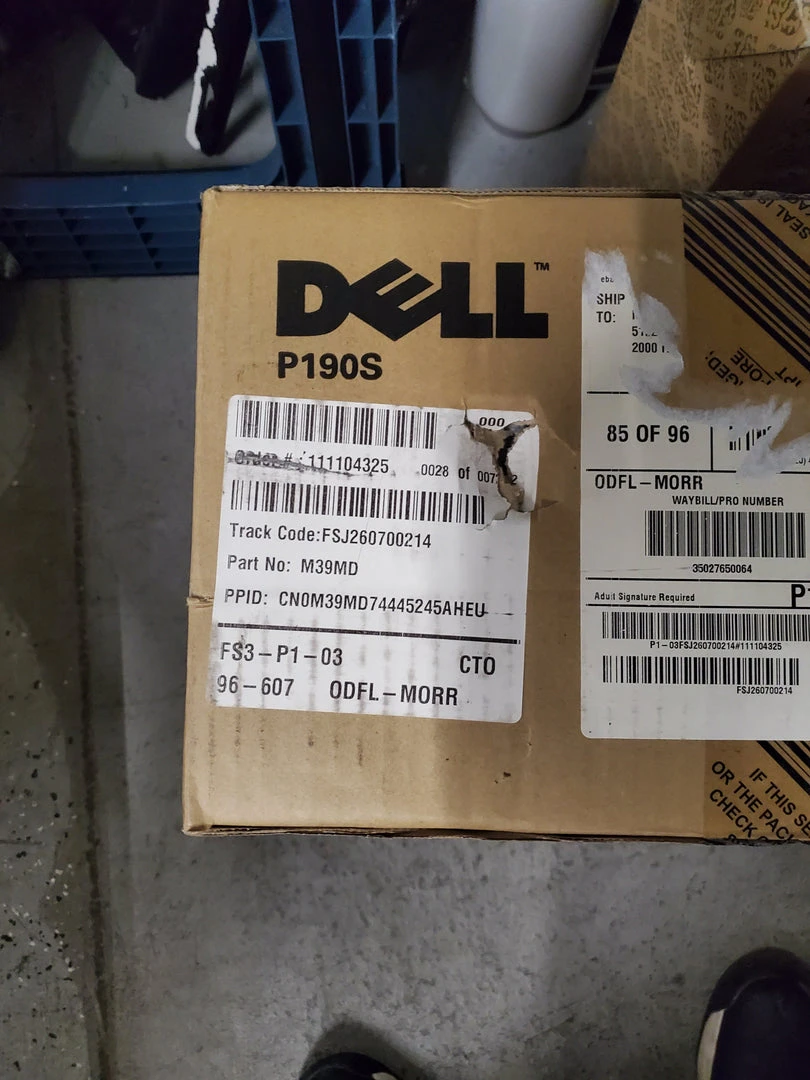 Bargainwizz Dell Flat Panel Monitor* Monitors 3 Bargainwizz Dell Flat Panel Monitor* Monitors