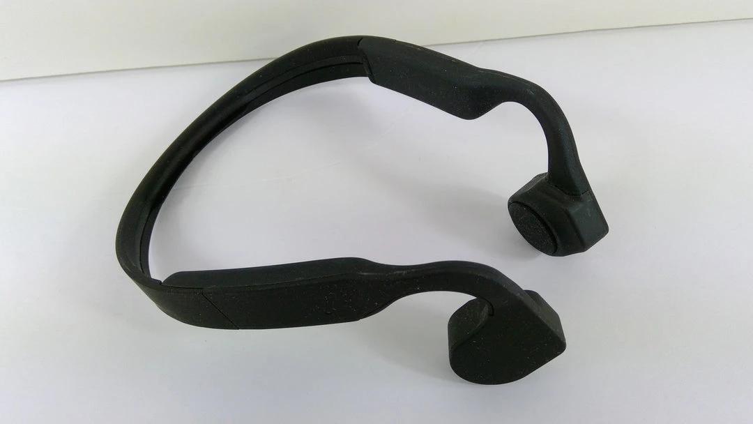 Bargainwizz Electronics, Computer & Office Bone Conduction Wireless Headset 2 Bargainwizz Electronics, Computer & Office Bone Conduction Wireless Headset
