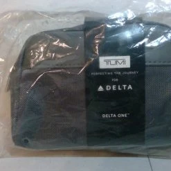 Bargainwizz Delta One TUMI Travel Kit
