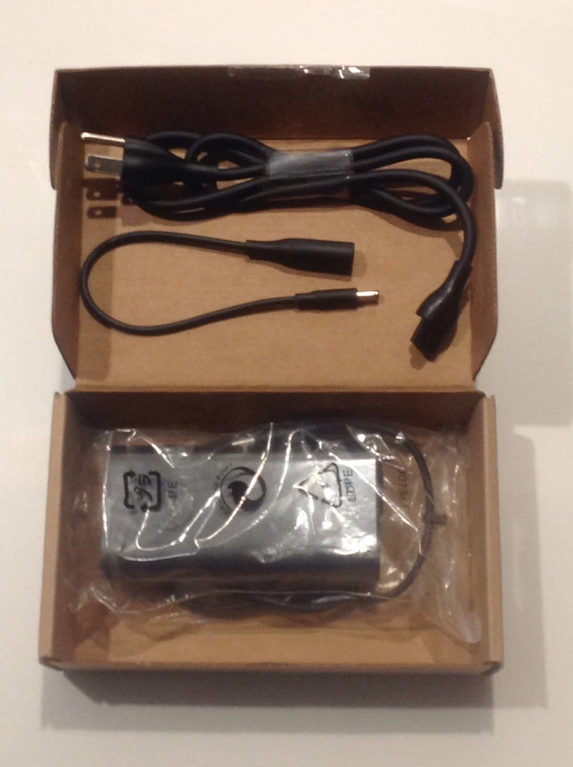 Bargainwizz Dell 90 Watts Notebook AC Adapter* 2 Bargainwizz Dell 90 Watts Notebook AC Adapter*